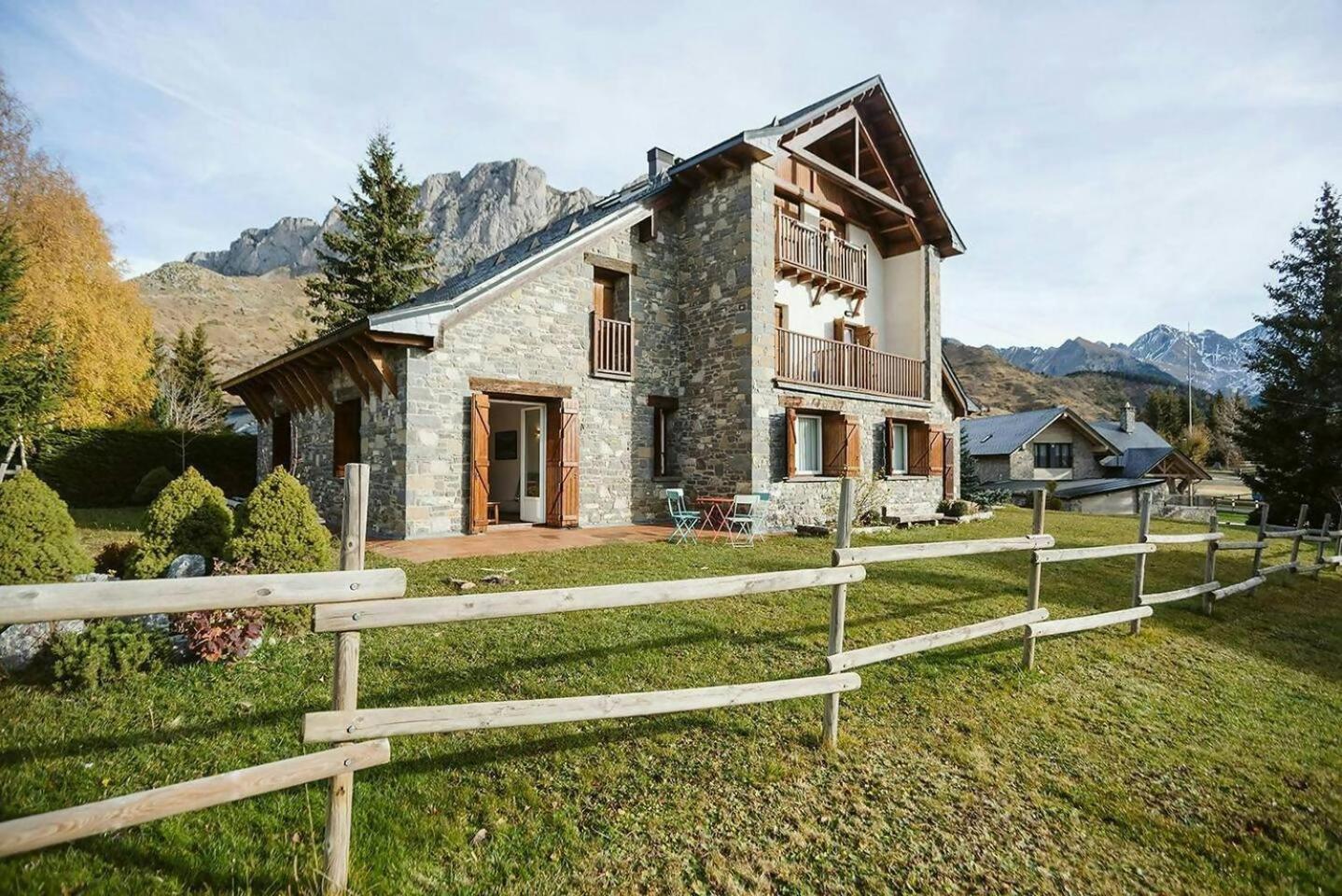 Olympia Tus Mascotas Son Bienvenidas Formigal Ngoại thất bức ảnh